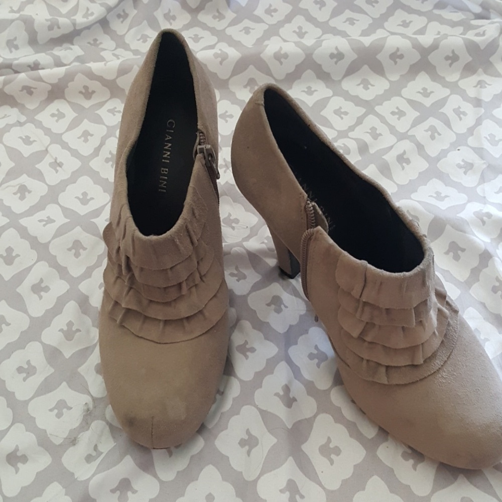 Gianni No No grey suede shoes